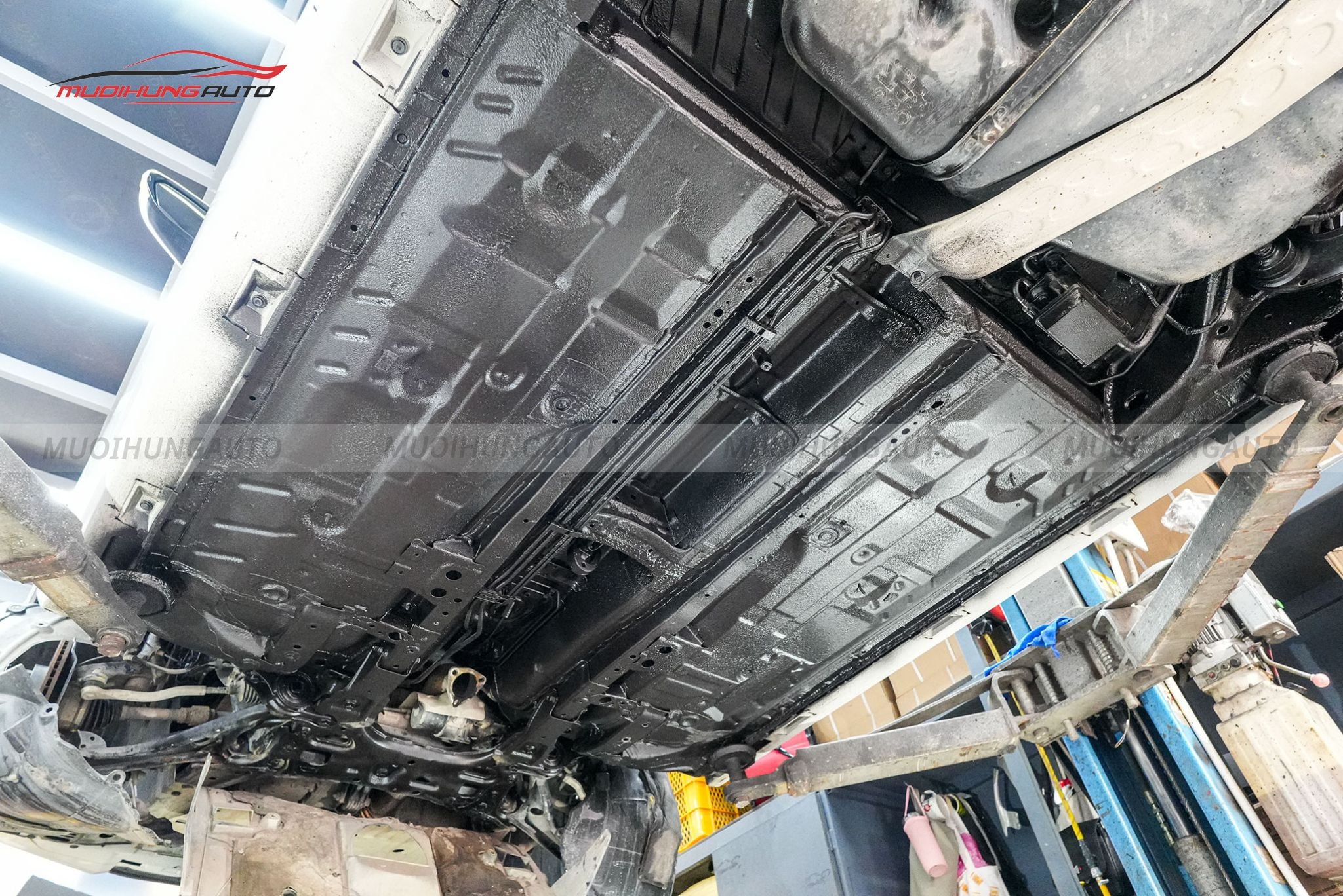 Phủ gầm xe Honda Civic 2021