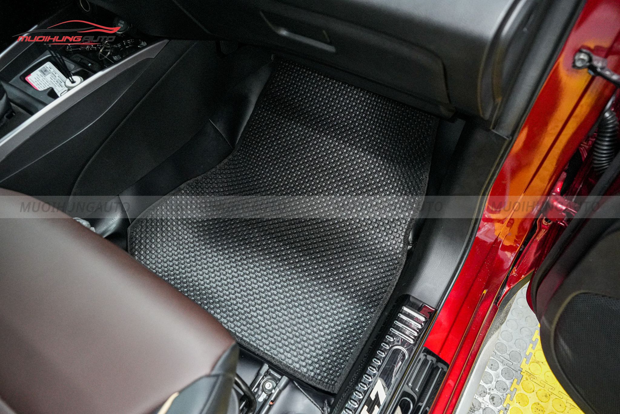 Thảm lót sàn Kata cho xe Suzuki XL7 2022