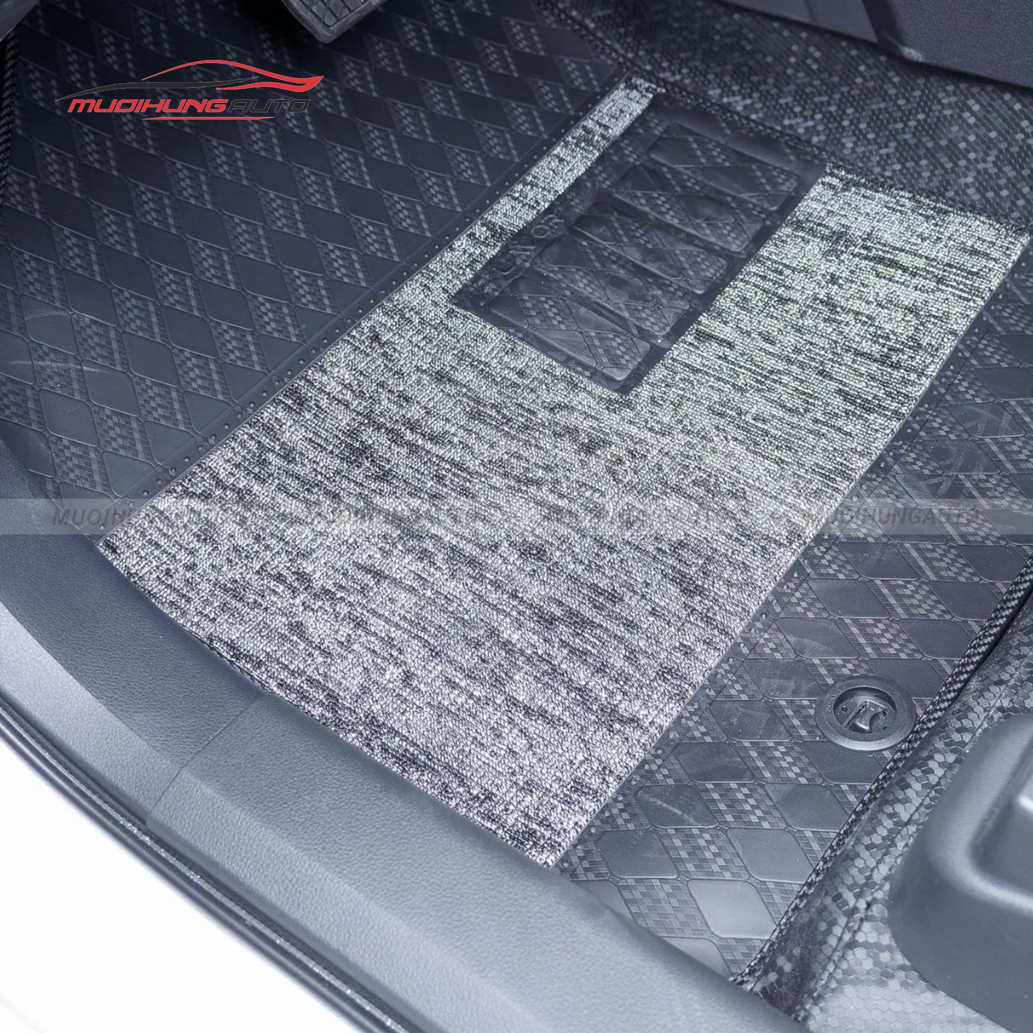Thảm lót sàn Lavor ô tô Toyota Veloz 2026