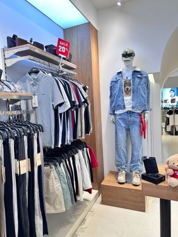 Where to Buy Men’s Clothing in Ho Chi Minh City? Visit Hến Store Lê Văn Sỹ