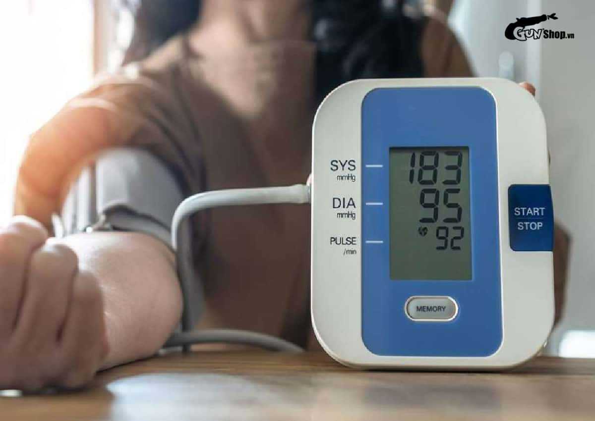 Độn cằm kiêng quan hệ bao lâu?