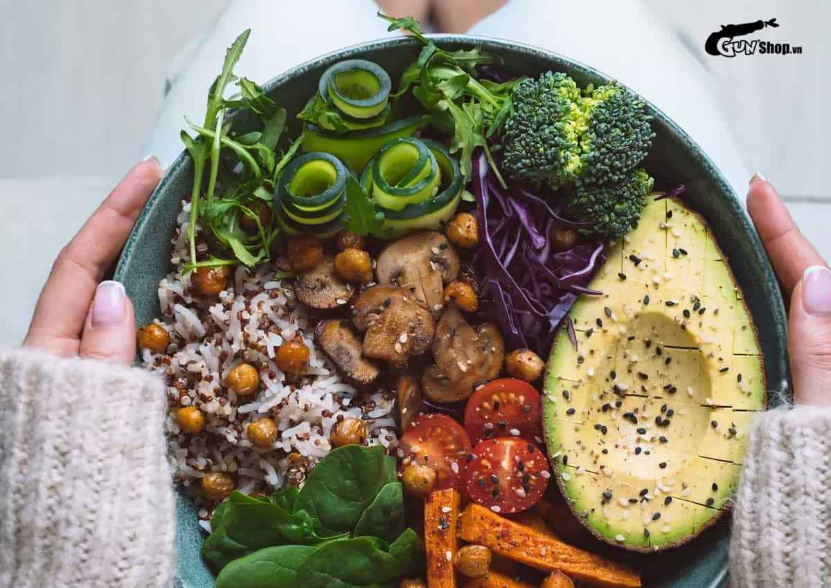Độn cằm kiêng quan hệ bao lâu?