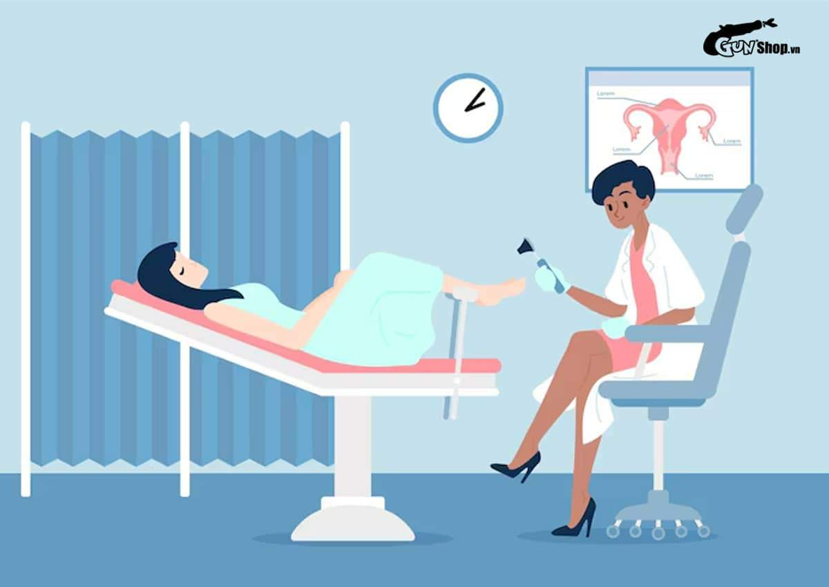 Vùng kín ra dịch màu trắng đục có mùi hôi là bị gì? Có nguy hiểm?