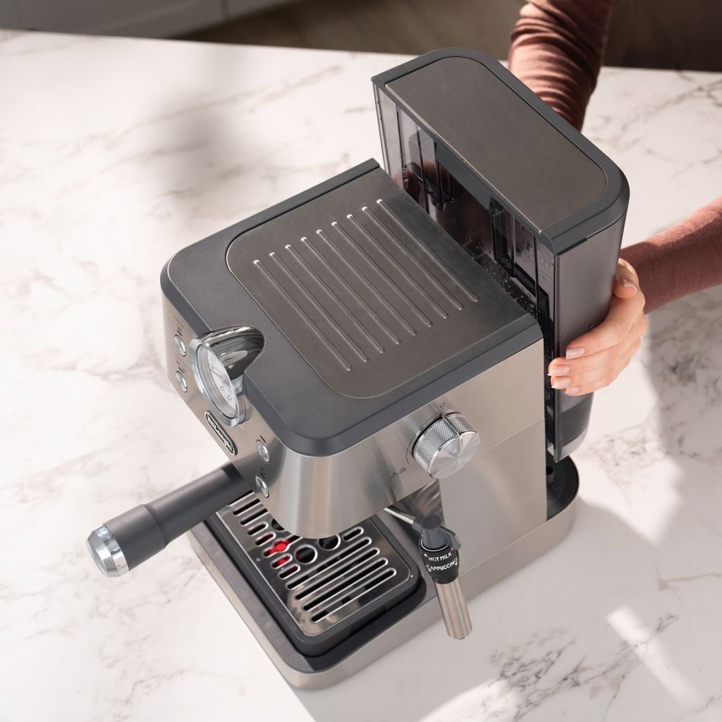 Bình nước máy pha cafe cho gia đình Delonghi Classic EM450 M