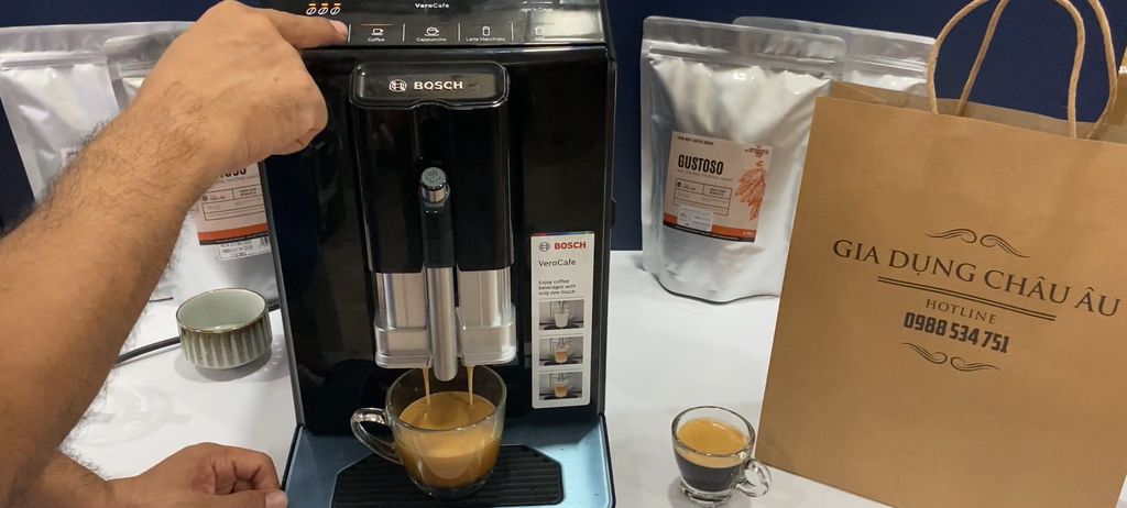 Pha espresso với máy pha cafe tại nhà Bosch serie 2 VeroCafe TIE 201