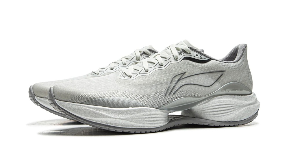 Giày Chạy Bộ Nam Li-Ning SUPER LIGHT 22 ARVV001-16V