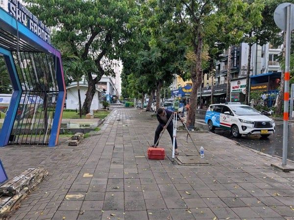 máy rtk 2 tần số