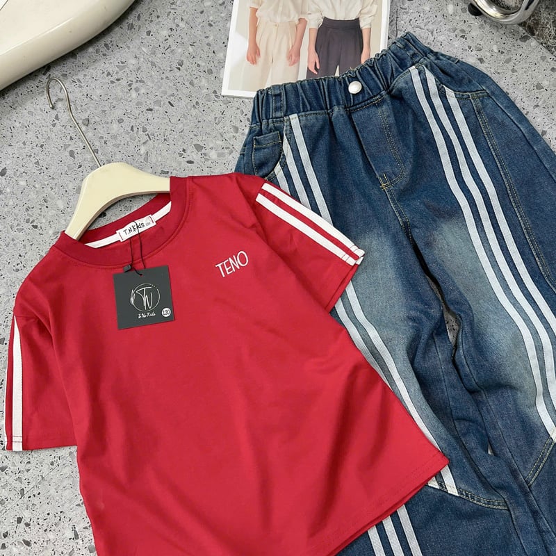 Bộ jean dài bé gái phối sọc