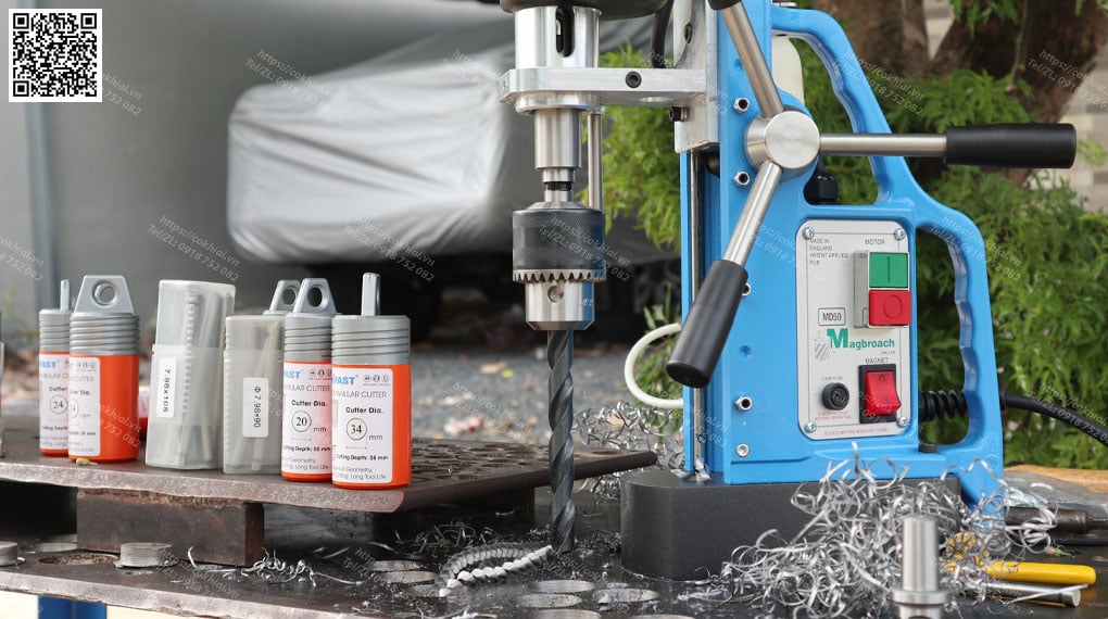 Magbroach MD50 lắp mũi khoan xoắn