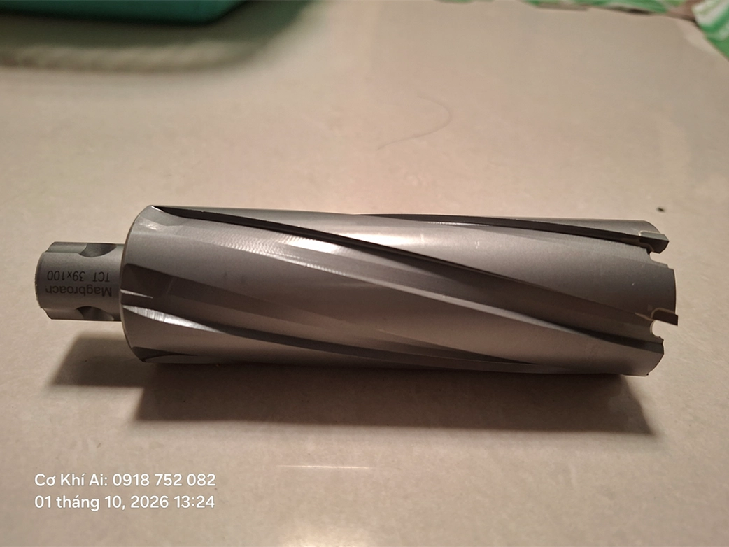 Mũi khoan từ phi 39 khoan sâu 100mm