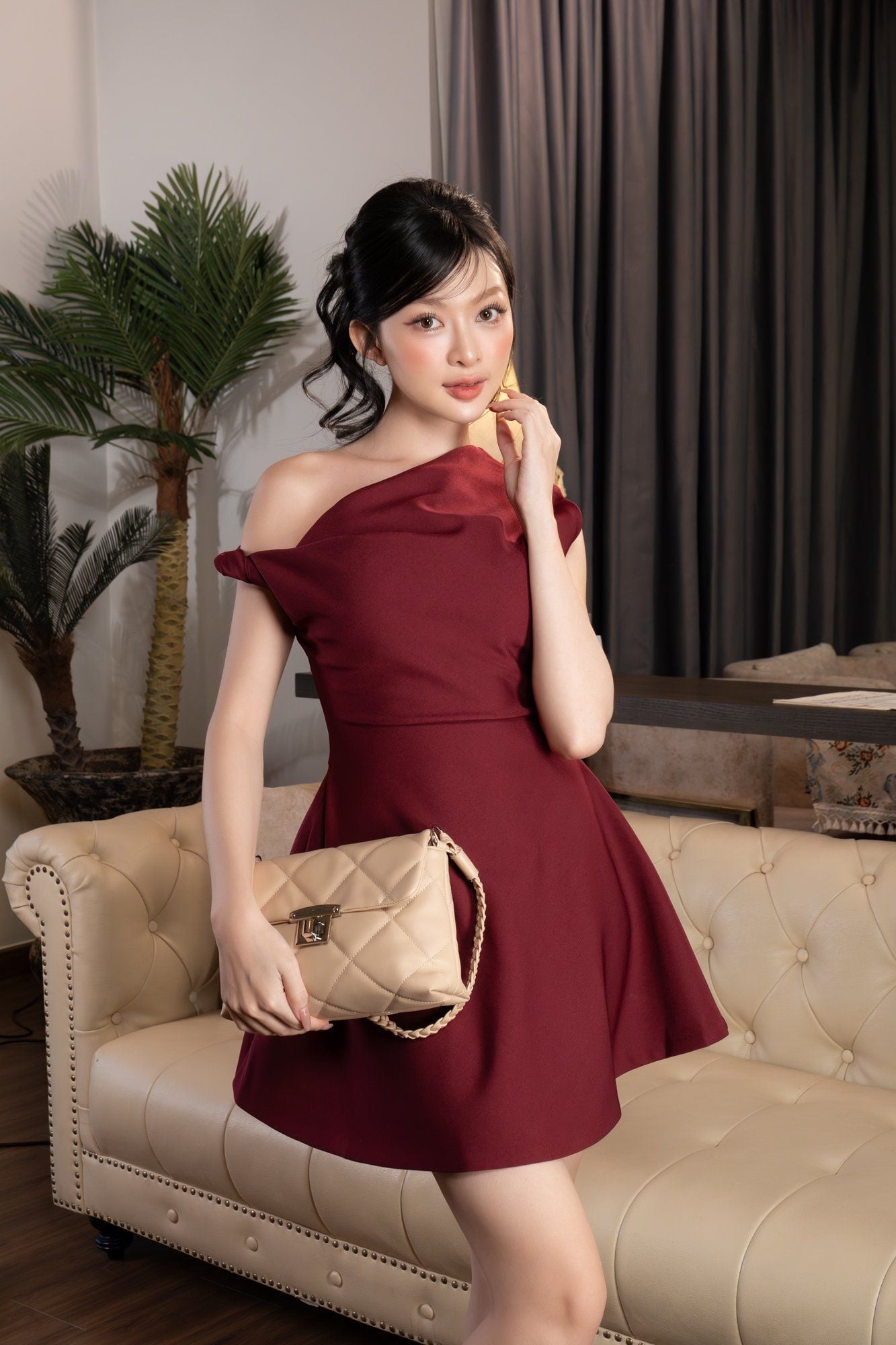 Túi Yuumy (Thời trang nữ chần chỉ ô vuông cá tính size 24 - Túi đeo vai da Seasand YN255)