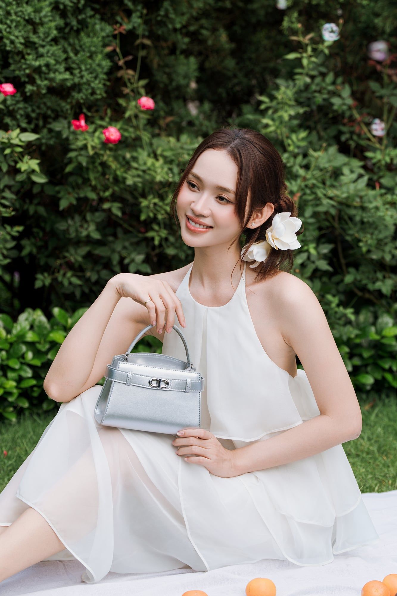 Túi Yuumy (Thời trang nữ size 19 phối khóa xoay - Túi đeo chéo da Glossy YN232BC) màu bạc