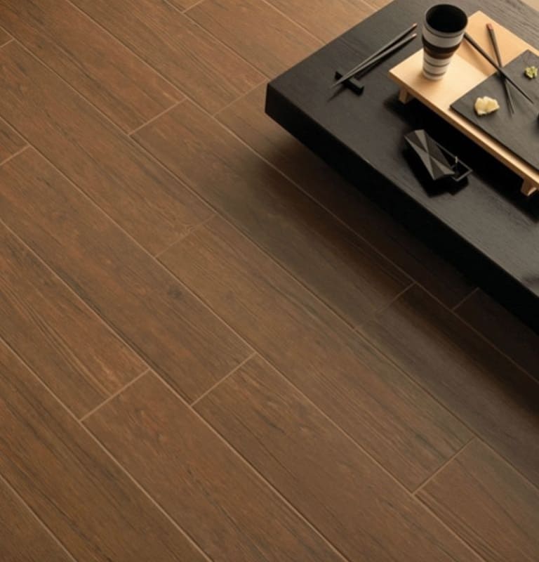 Gạch giả gỗ màu nâu đất