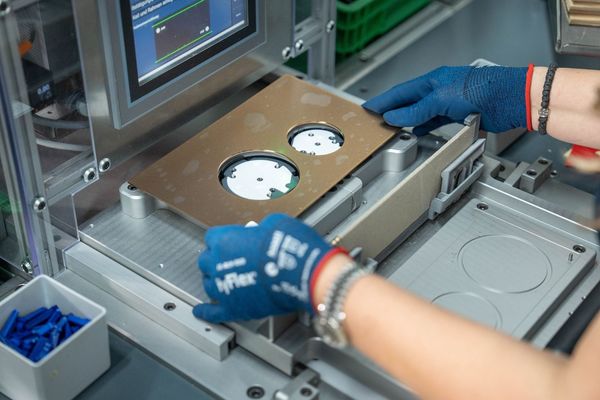 MẶT NẠ NHẤN XẢ GEBERIT SIGMA40- MẶT NẠ NHẤN XẢ CHÂU ÂU