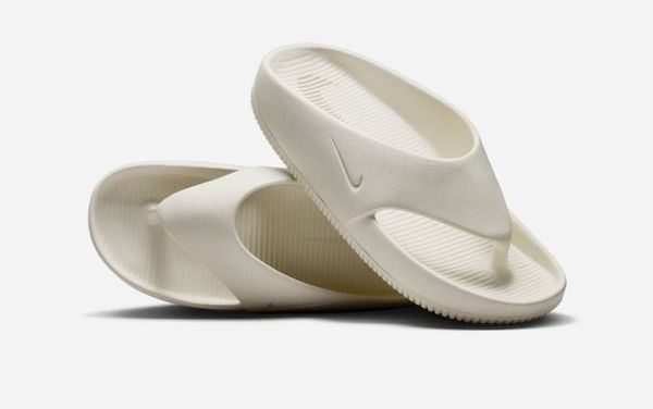 Dép Nike Calm nữ kiểu dáng tối giản