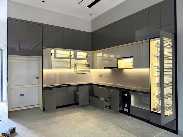 Mẩu tủ bếp nhựa acrylic đẹp