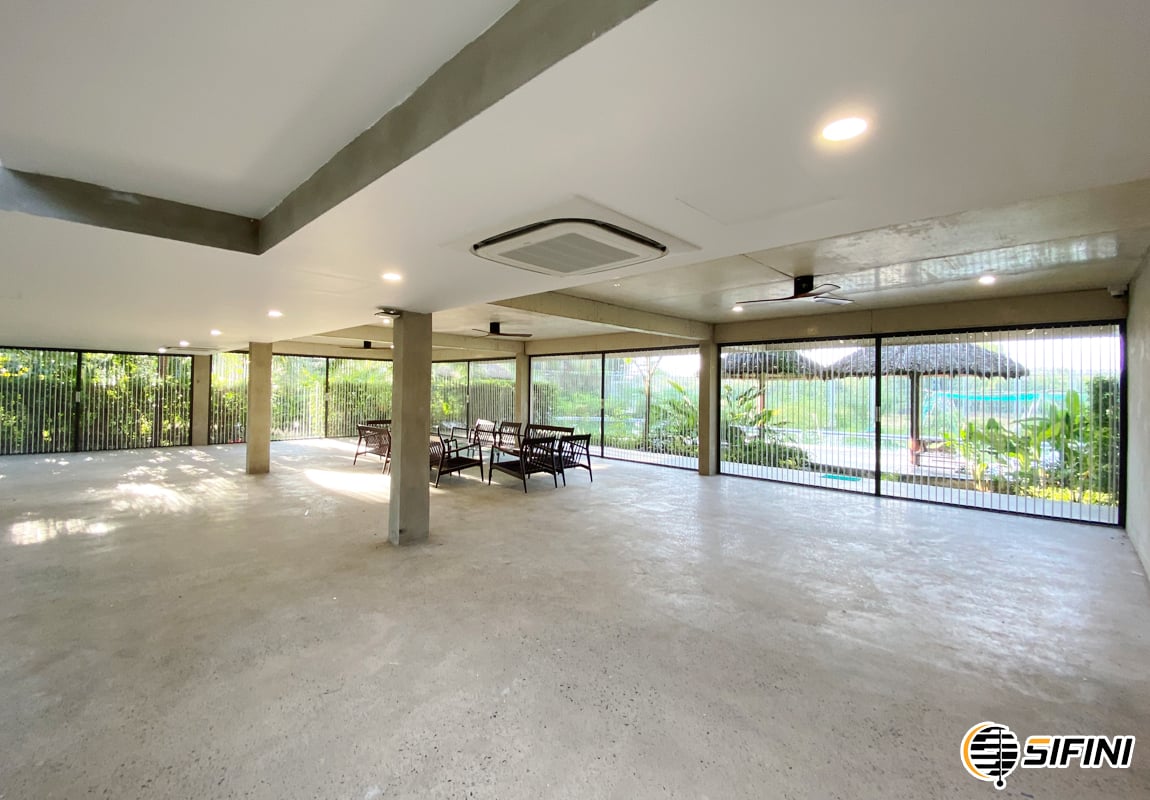 Cửa xếp lá nhựa trong