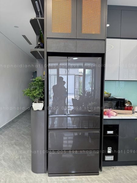 Tủ lạnh Mitsubishi 700L