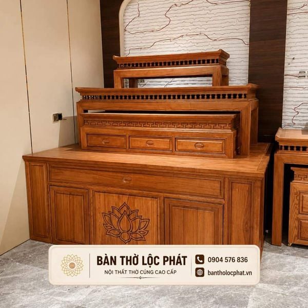 Bàn thờ gỗ gõ đỏ bàn giao tại Nguyễn Thị Thập Quận 7