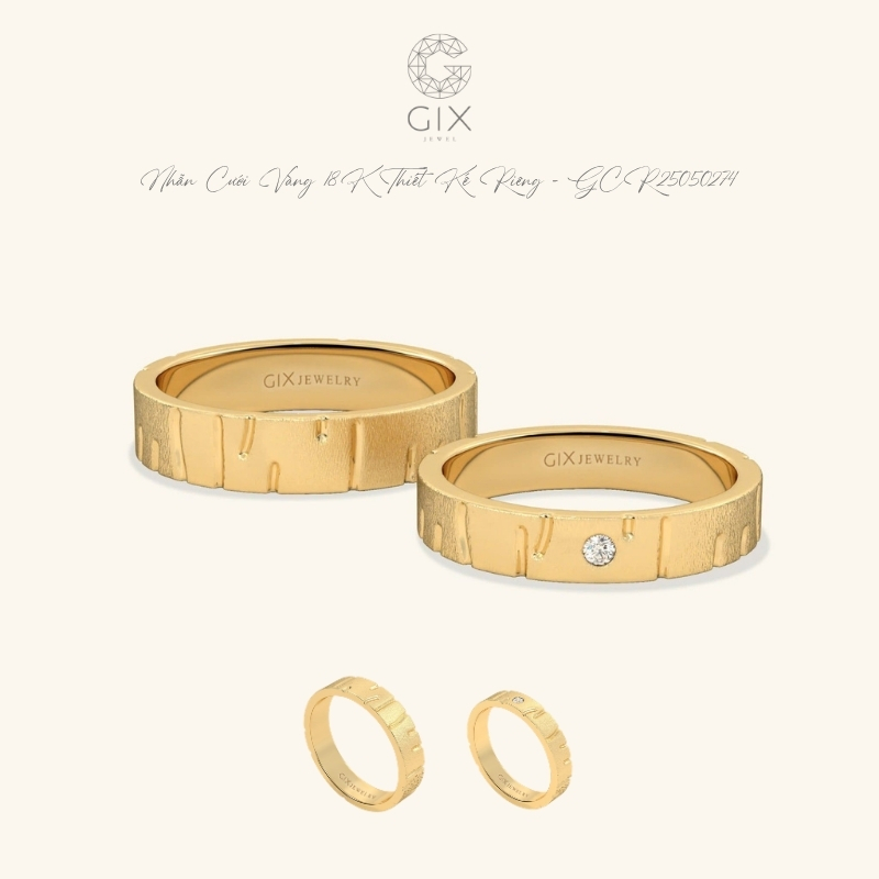 Họa tiết chạm khắc thủ công tỉ mỉ lưu giữ trọn vẹn câu chuyện tình yêu lứa đôi.