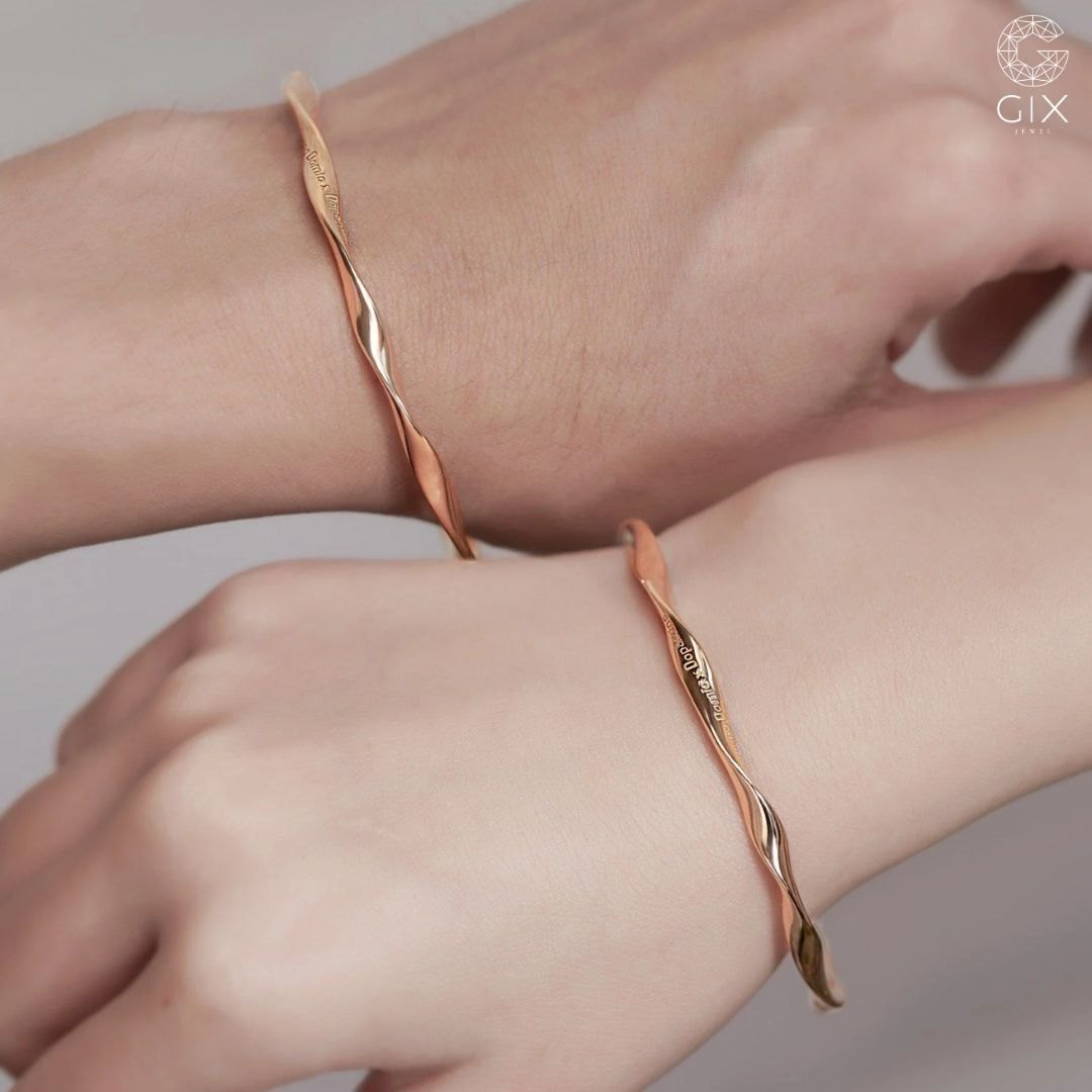 Mẫu vòng đôi vàng 18K hồng xoắn cao cấp sang trọng và tinh xảo