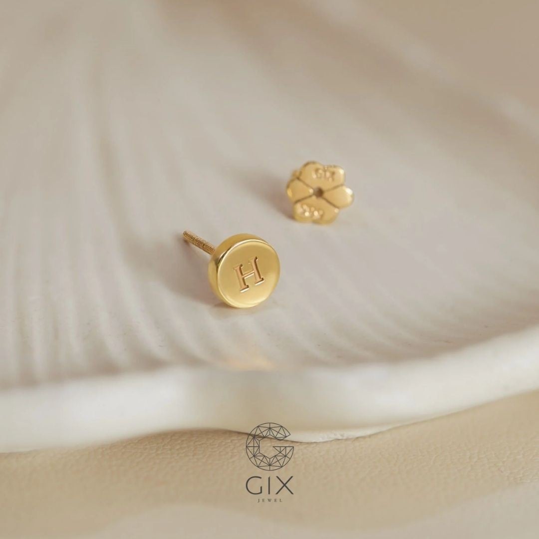 Bông tai bạc nam dáng stud cá nhân hóa