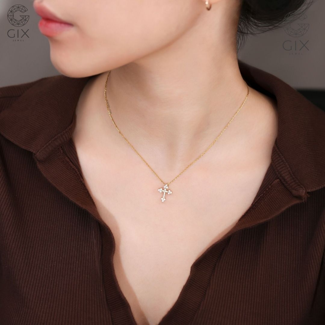 Dây chuyền thánh giá đính đá GNL25050162