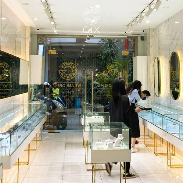 thiết kế nhẫn cưới theo yêu cầu