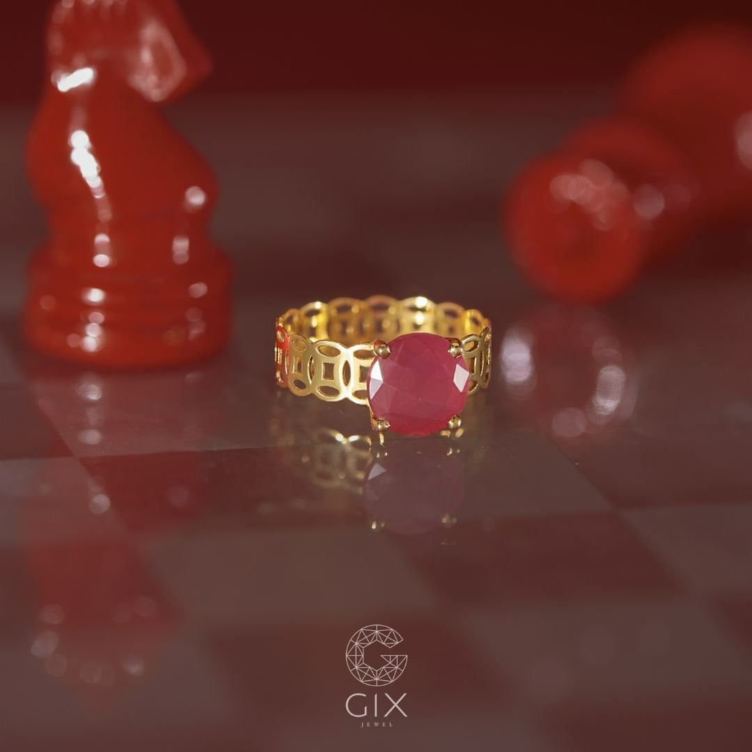 Nhẫn kim tiền đính đá ruby