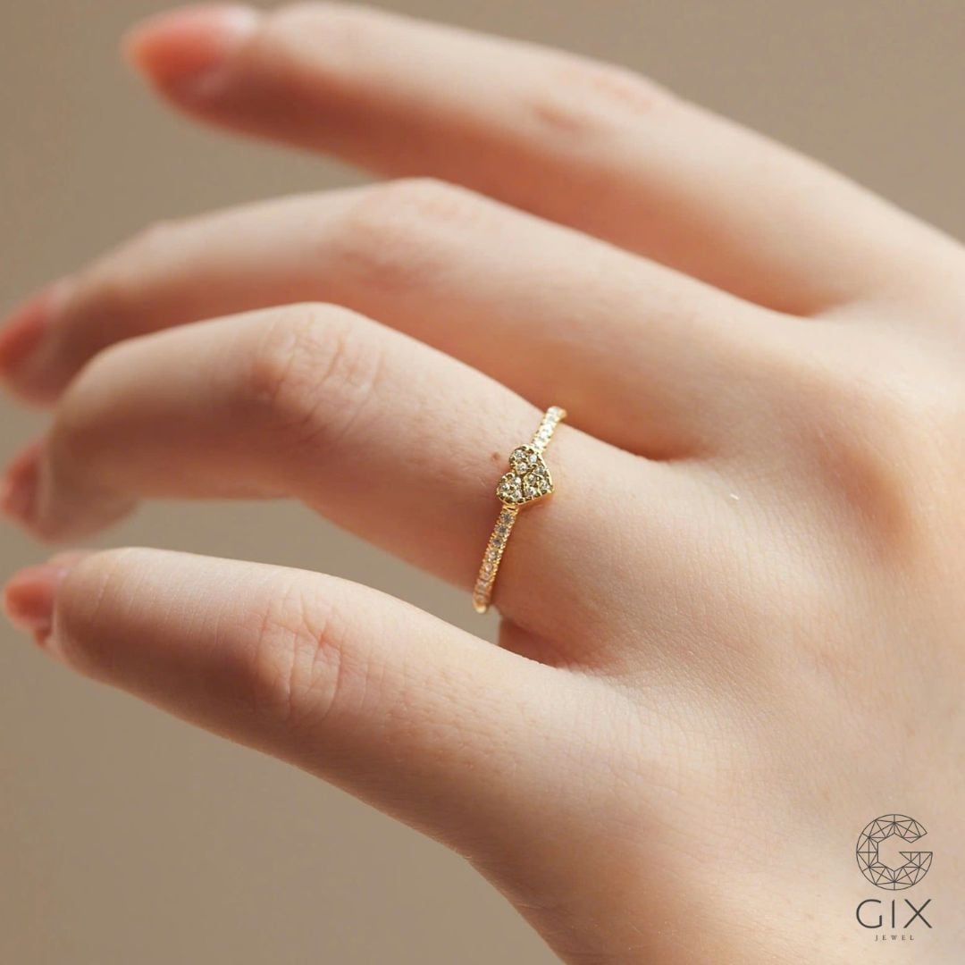 Nhẫn moissanite hình trái tim
