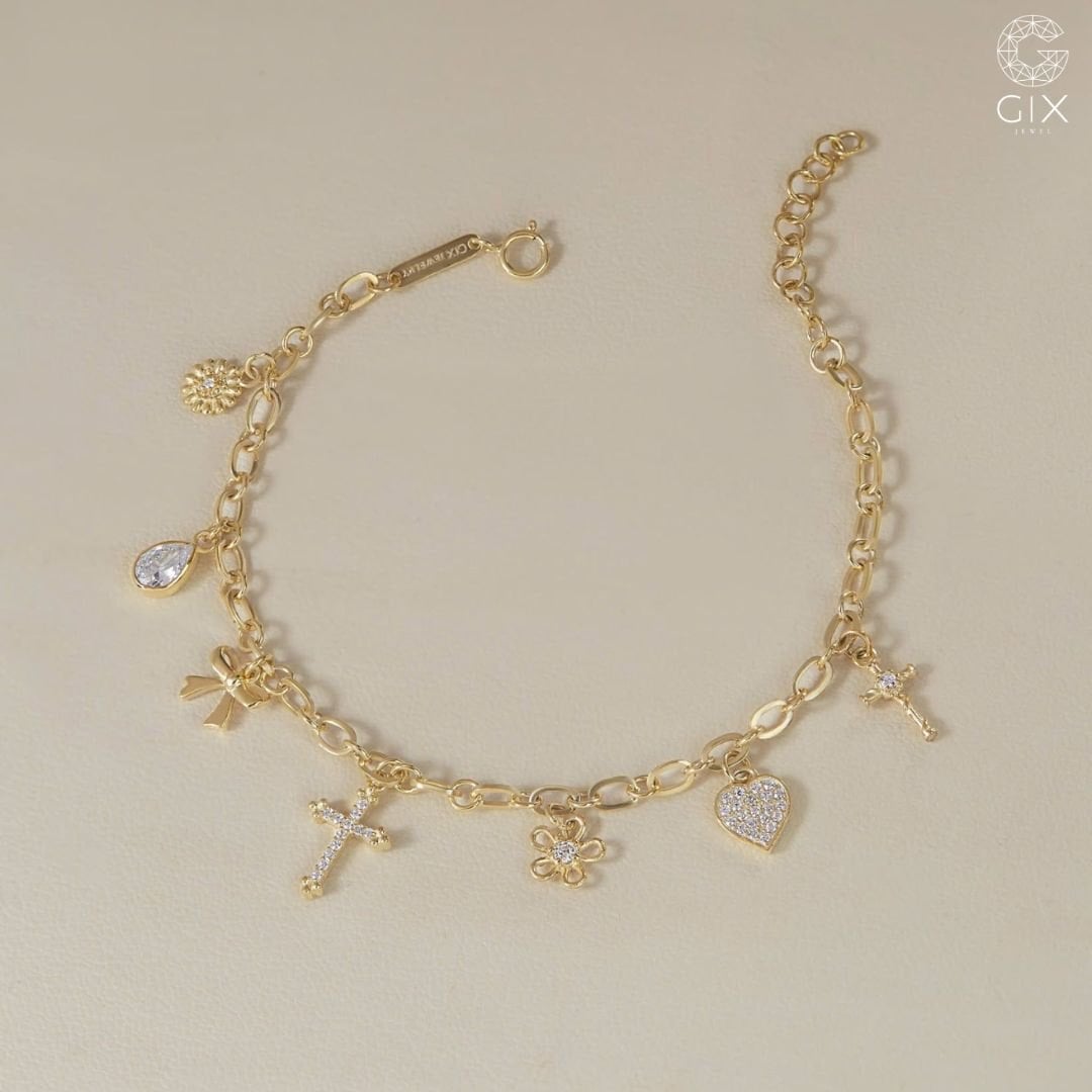 Mẫu lắc tay gắn charm cá nhân hóa theo tên và thông điệp riêng