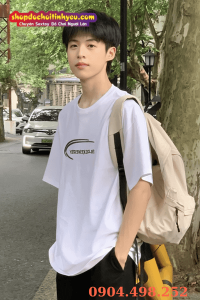 Chàng trai phong cách trẻ