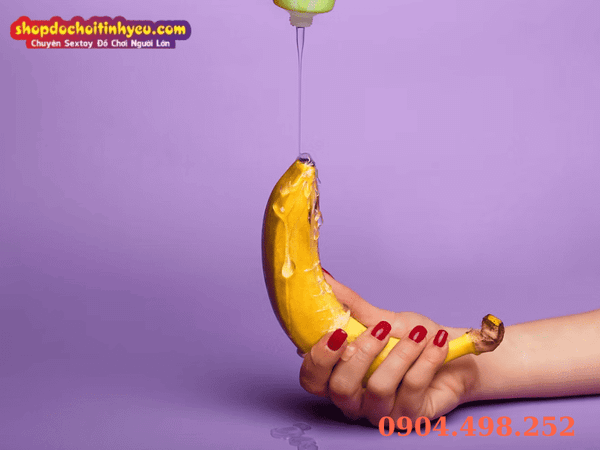 Bôi trơn bằng nước bọt được không theo góc nhìn y khoa