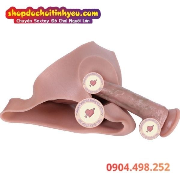 Dương Vật Giả Siêu Khủng Rỗng Ruột Liền Quần Có Xớ Thịt Nổi