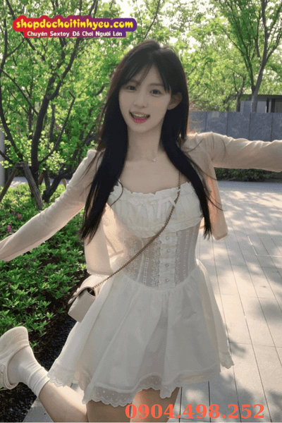 Gái xinh váy ngắn