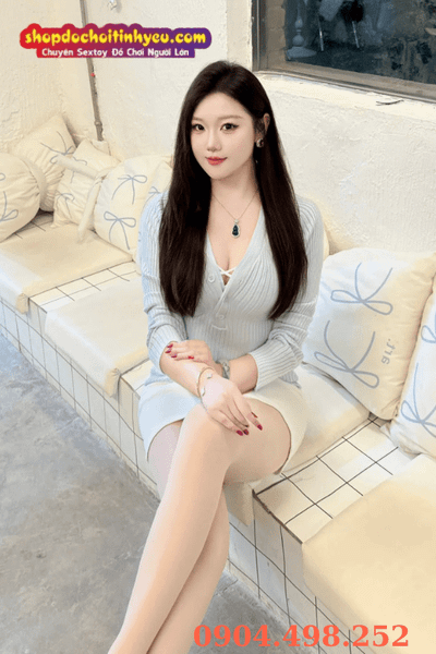 Nữ váy ngắn kiểu trend