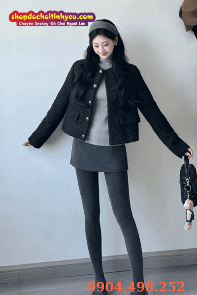 Gái trẻ mặc váy đẹp