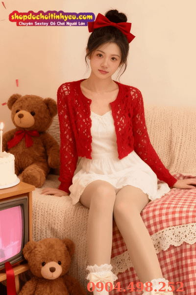 Cô gái váy ngắn