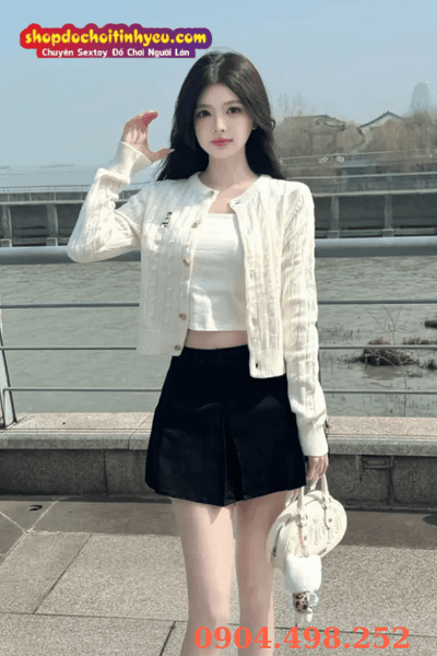 Váy siêu ngắn