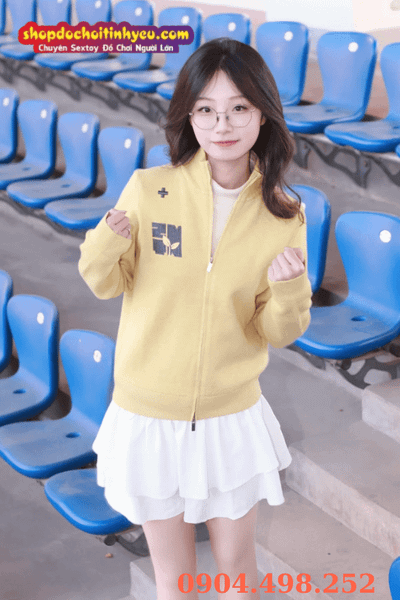 Vẽ cô gái mặc váy