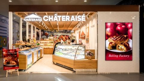 Dự Án Chiếu Sáng Cửa Hàng Bánh Chateraise Crescent Mall Bởi MotoM