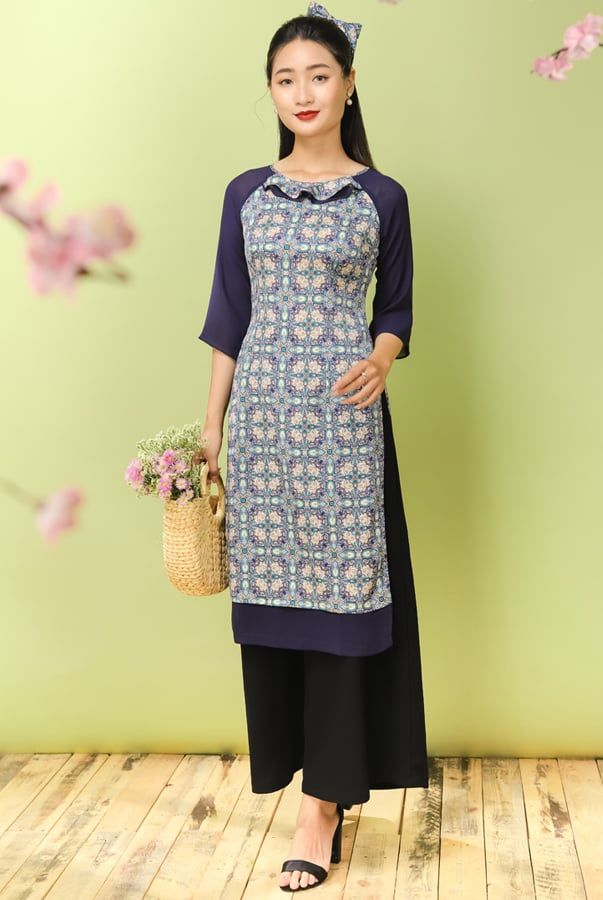 ao-dai-tay-raglan-co-tron-beo-in-hoa-tiet