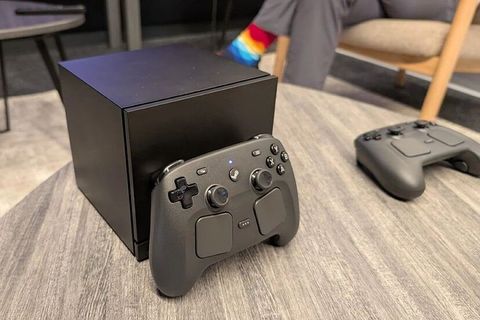 Valve cho biết Steam Machine sẽ có giá như một chiếc PC, không phải một máy chơi game console