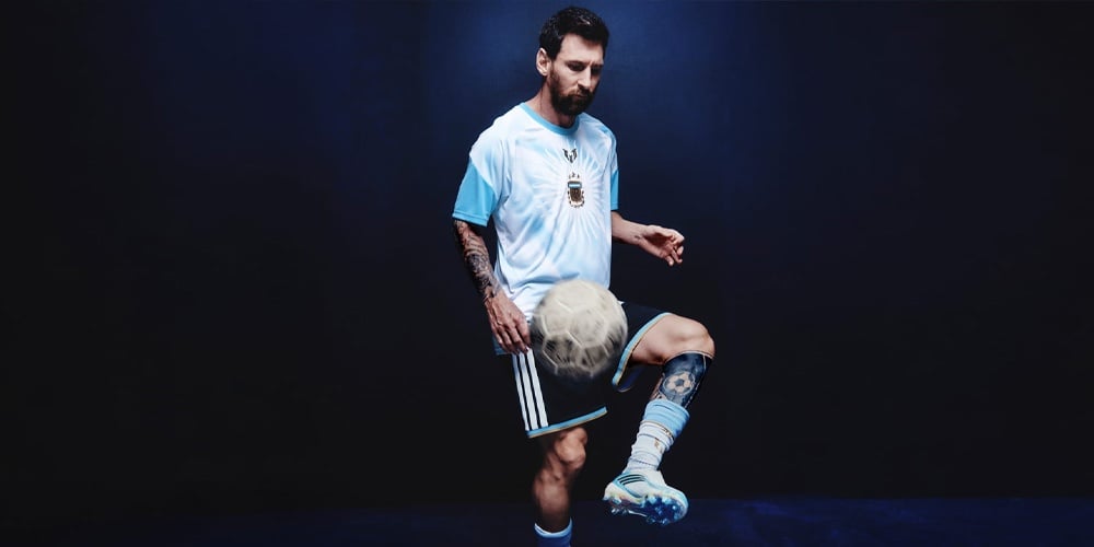 ADIDAS RA MẮT ÁO ĐẤU ĐẶC BIỆT TRI ÂN SỰ NGHIỆP HUYỀN THOẠI CỦA MESSI CÙNG ARGENTINA