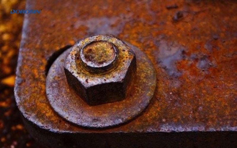 kho hàng bị gỉ sét 1