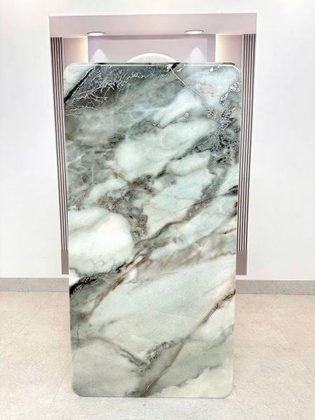 Mặt đá vi tinh thể phủ bạc