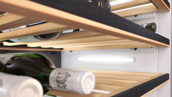 Hệ thống chiếu sáng LED BrilliantLight của Miele KWT 2612 Vi