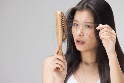 Dầu gội tinh chất gừng phục hồi tóc yếu, rụng tóc