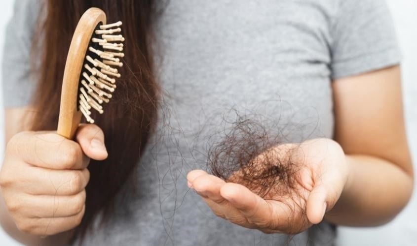 Dinh dưỡng cơ thể có liên quan mật thiết đến mái tóc