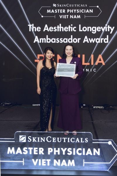 ThS.BS.CKII Nguyễn Phương Thảo gây chú ý tại SkinCeuticals Master Physician Vietnam 2026 với báo cáo về Longevity & AI